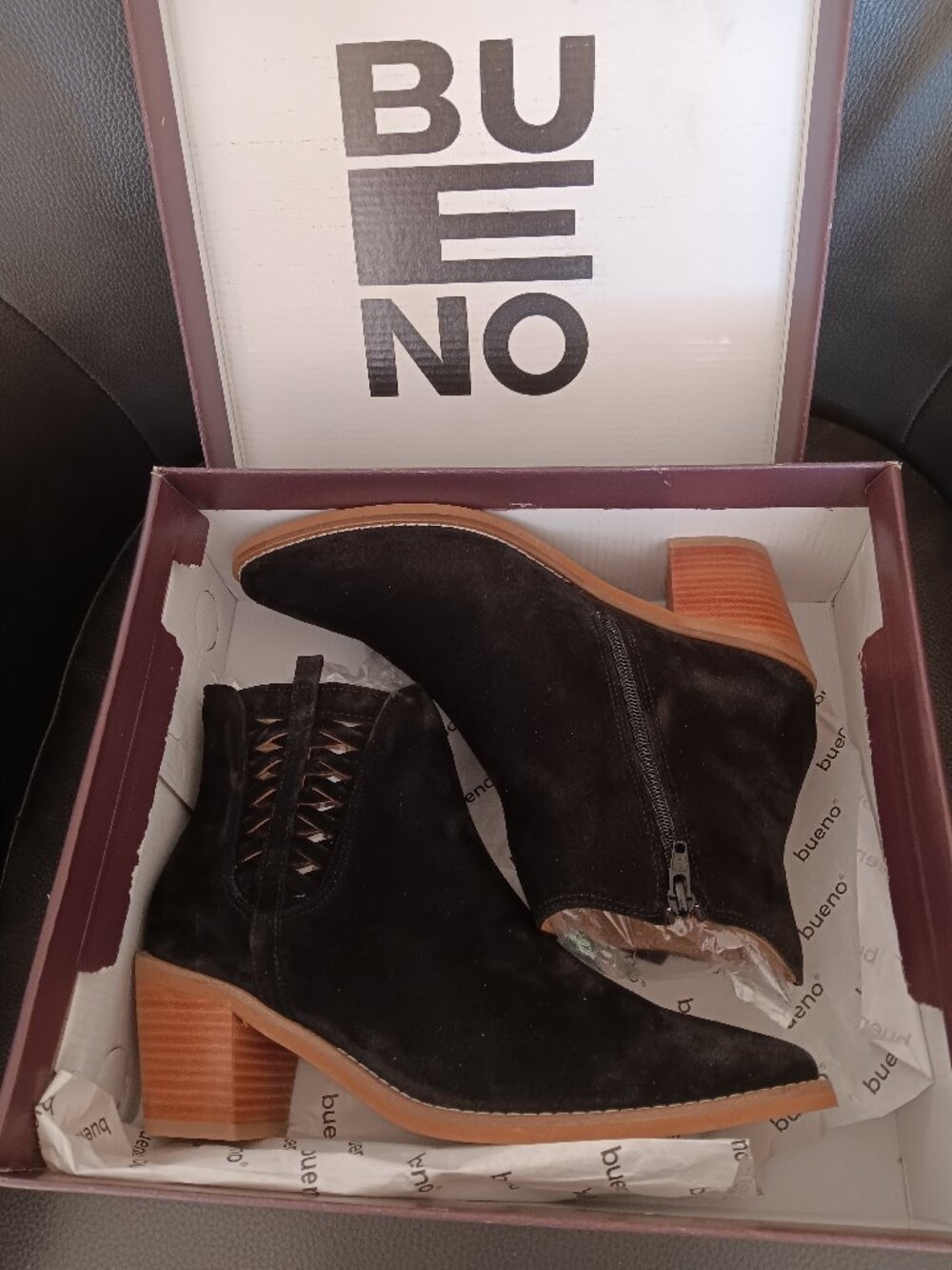 Bueno Veronica Heeled Boot, Black Size 39,Narrow Fit